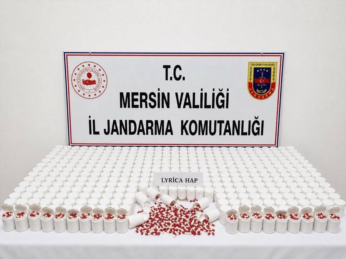 Mersin'de uyuşturucu ticareti yaptıkları iddia edilen 7 şüpheli tutuklandı