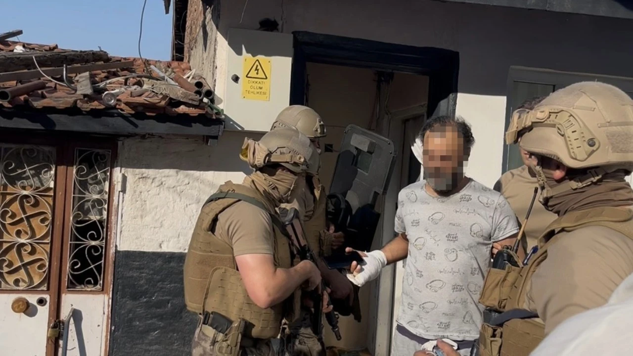 Özel harekat evini kuşattı: 'Kapıyı çalsanız açardım'