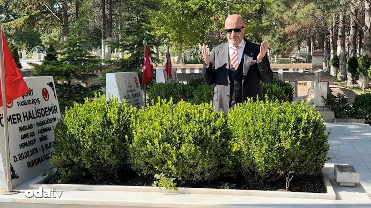 Zekai Aksakallı'dan Halisdemir'in mezarına ziyaret