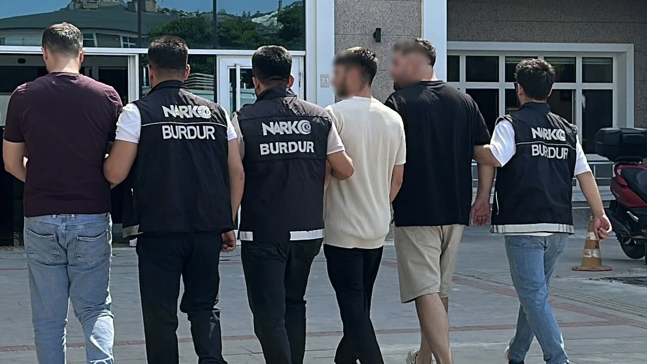 Önce mesleğini kaybetti, sonra özgürlüğünü: İhraç edilen öğretmen zehir taciri çıktı