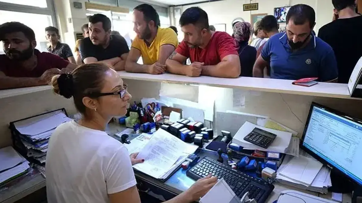 Ev ve araba alıp satacaklar dikkat! AYM’den ‘nöbetçi noter’ Kararı