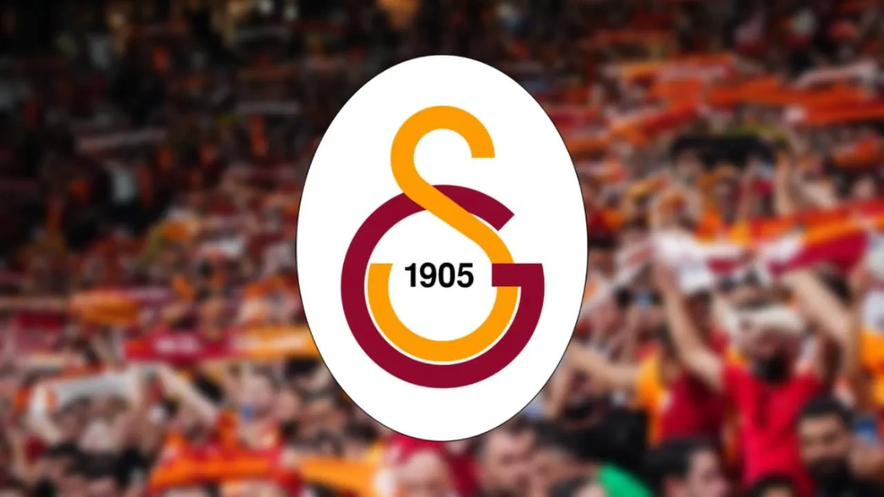 Galatasaray'da 4 ayrılık birden! Sarı-kırmızılılar veda eden isimleri duyurdu