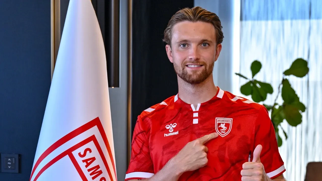 Samsunspor, İskoçyalı yıldızı kadrosuna kattı! Kırmızı-beyazlılar, Elliot Watt ile sözleşme imzaladı