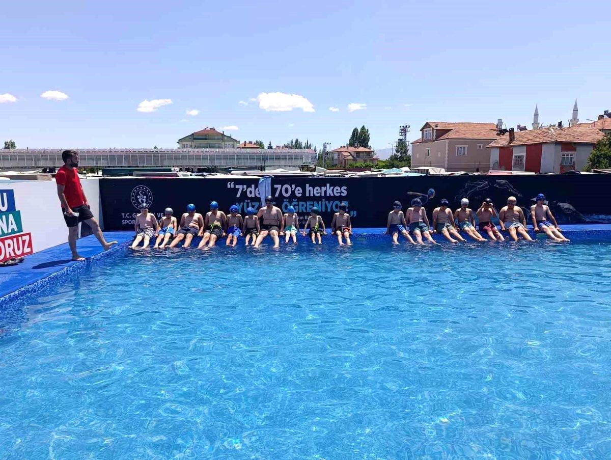 Tomarza'da yaz spor okulları coşkusu