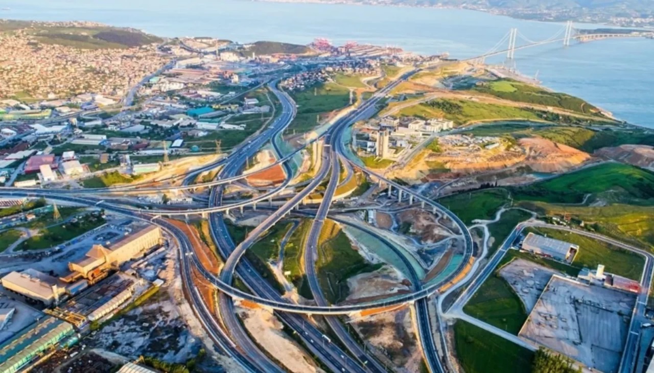 Sürücülere uyarı: Trafiğe kapatıldı
