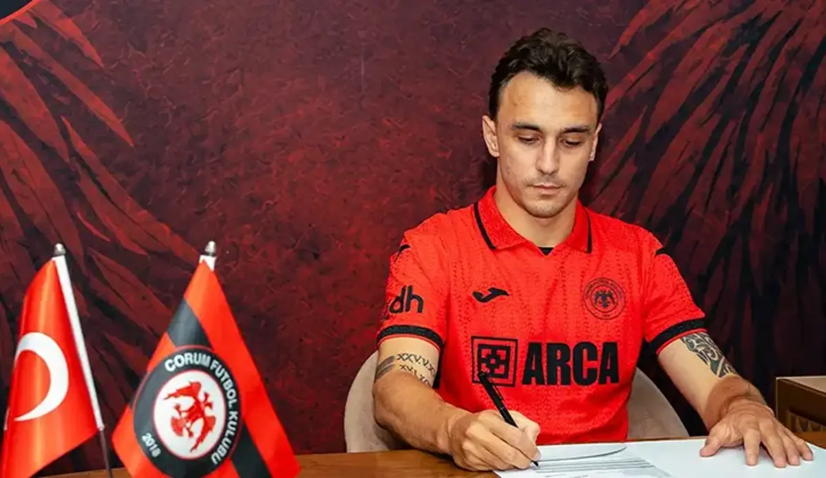 Çorum FK, Gökhan Sazdağı'nı transfer etti