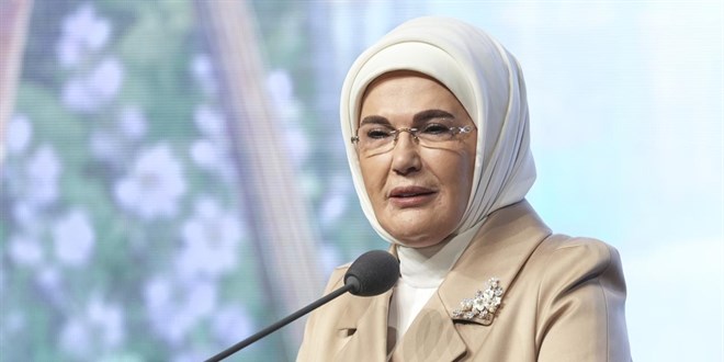 Emine Erdoğan'dan deprem bölgesi ve başarı vurgulu paylaşım