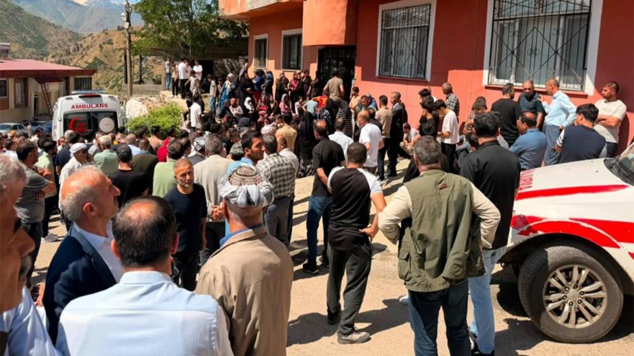 Kayınpederinin evini basan uzman çavuş eşi ve 3 akrabasını öldürdü