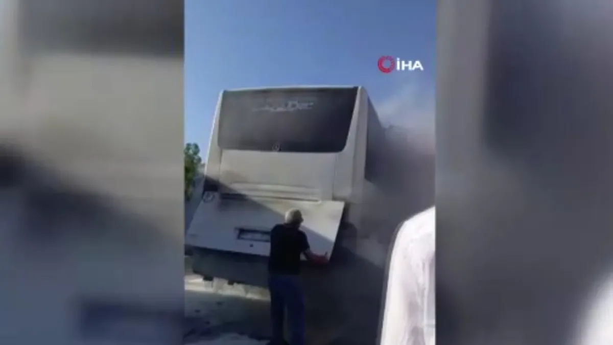 Ankara'da seyir halindeki otobüste yangın