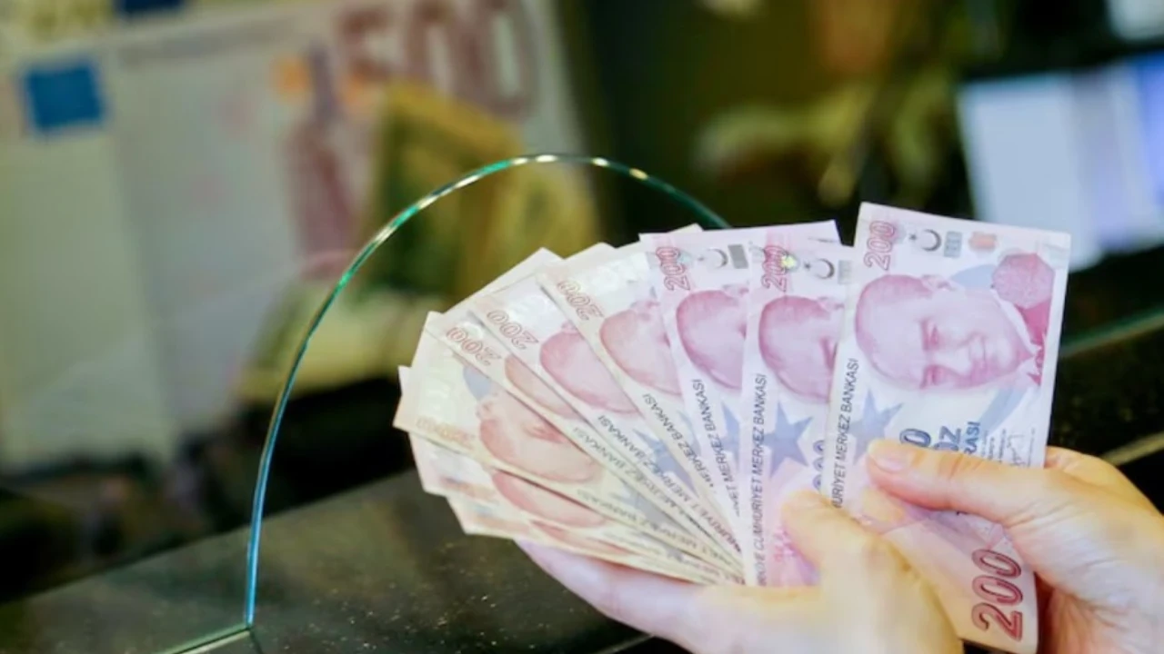 TL'nin reel değeri haziranda azaldı