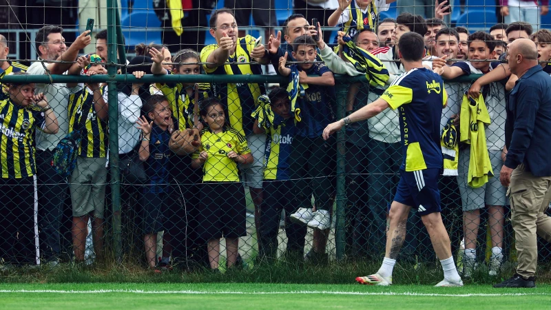 Fenerbahçe'de hazırlıklar sürüyor