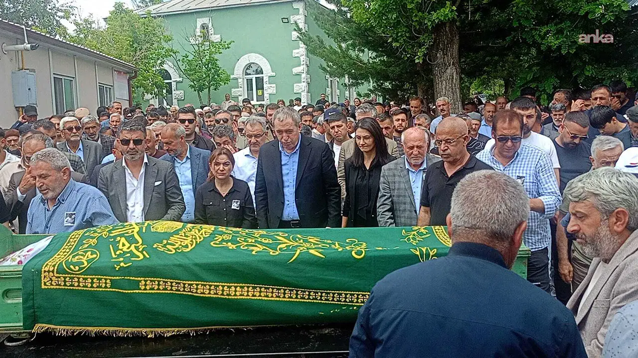 DEM Parti Eş Genel Başkanı Tuncer Bakırhan'ın acı günü