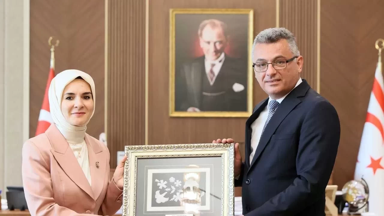 Bakan Göktaş’tan KKTC ziyareti! Cumhurbaşkanı Erhürman ile görüştü