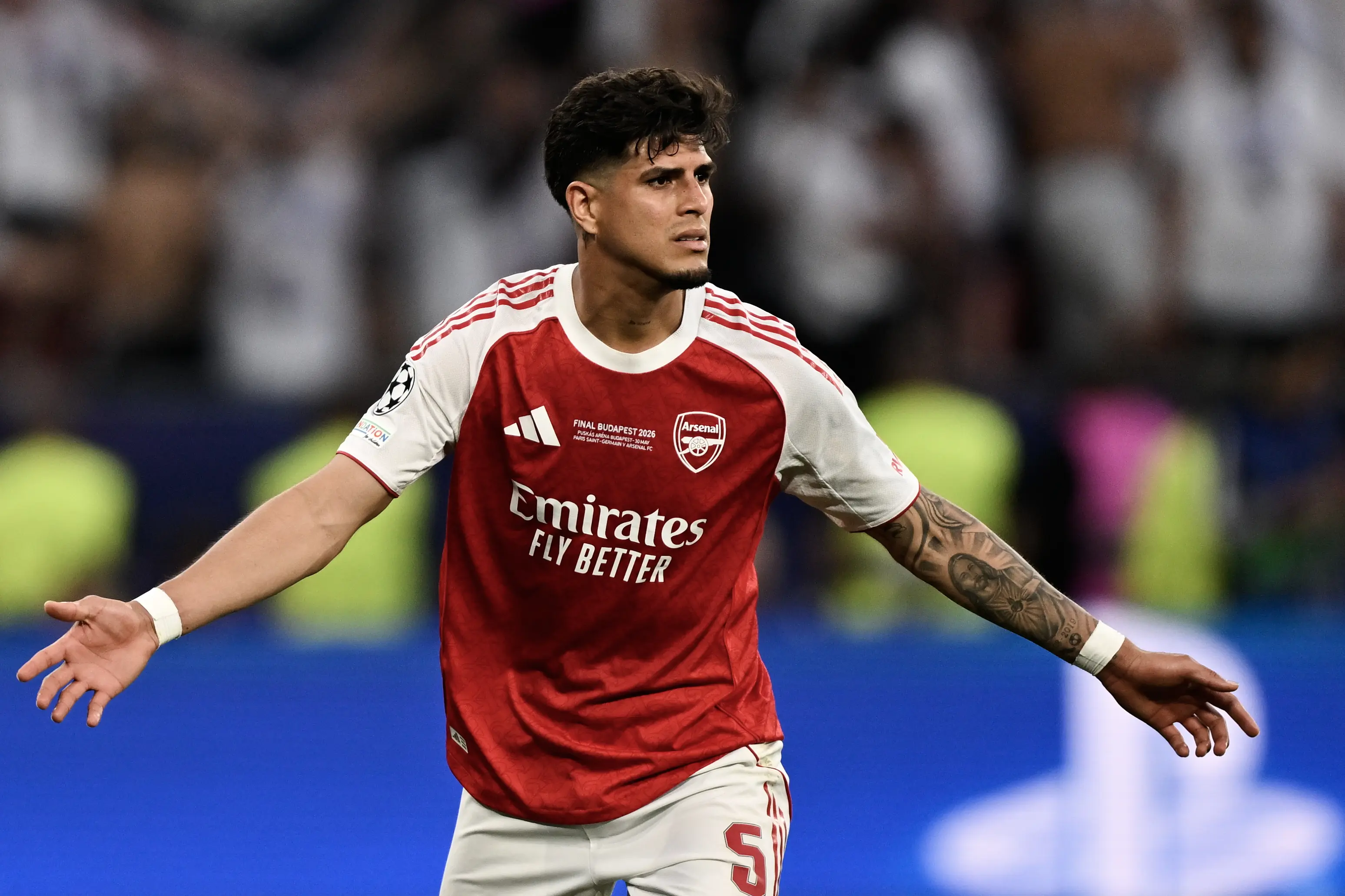 Arsenal, Piero Hincapie'nin bonservisini aldı