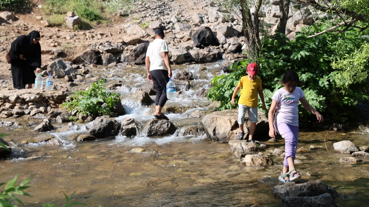 Munzur Gözleri'ne ziyaretçi akını