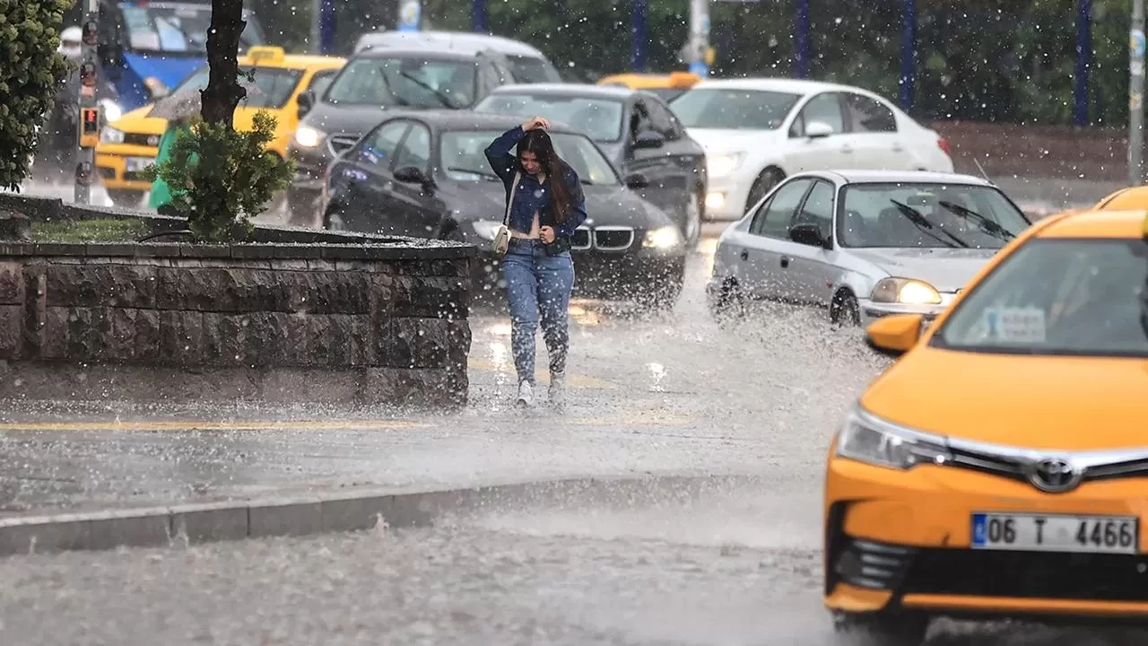 Meteoroloji'den 19 il için sarı kodlu uyarı: Kuvvetli yağışa dikkat