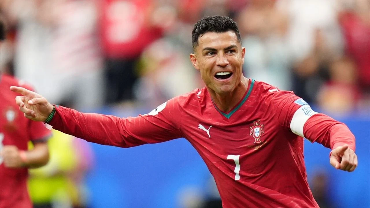 Cristiano Ronaldo adını Dünya Kupası tarihine yazdırdı