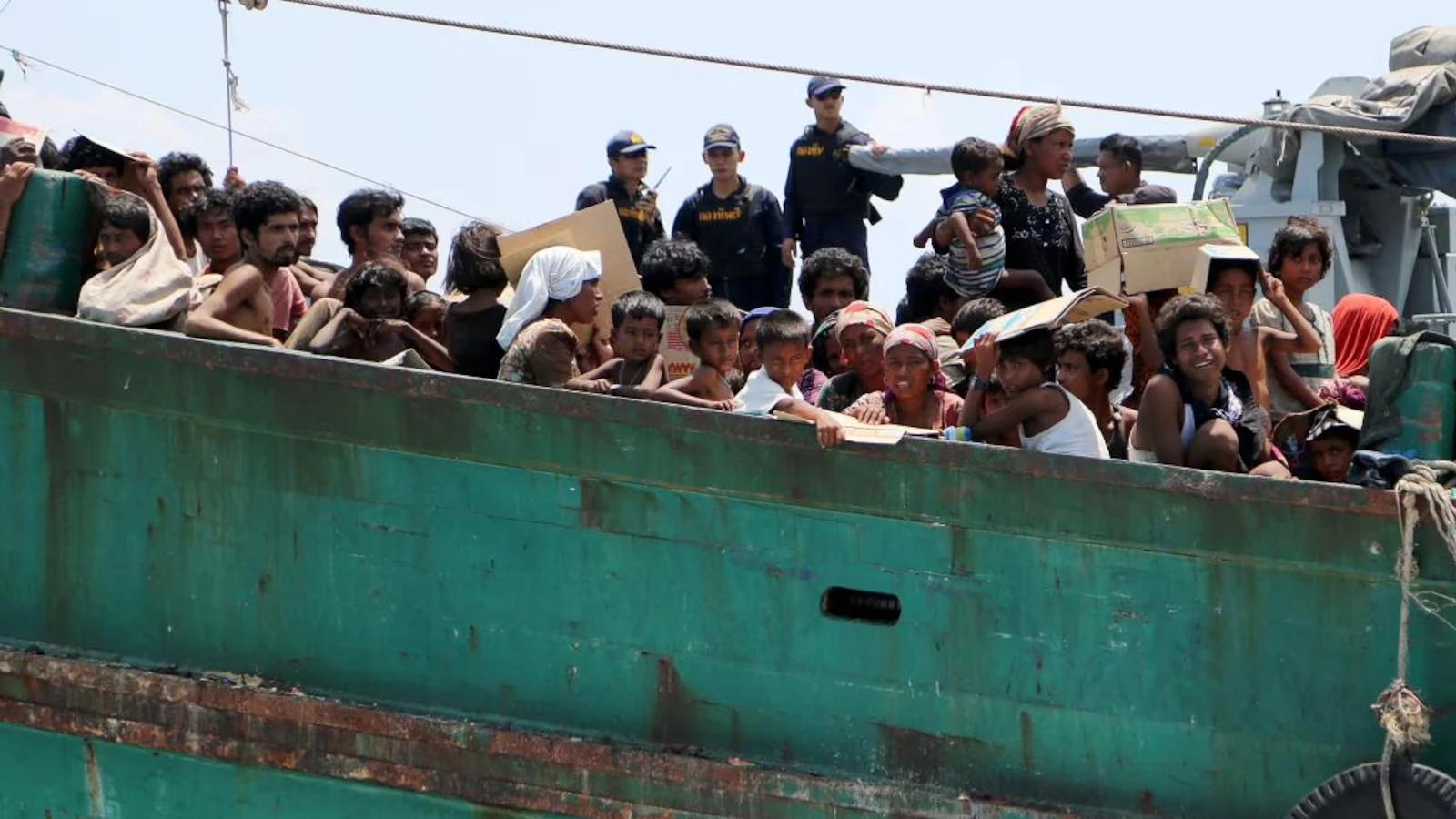 Myanmar açıklarında göçmen teknesi battı: 500’den fazla kişi kayıp