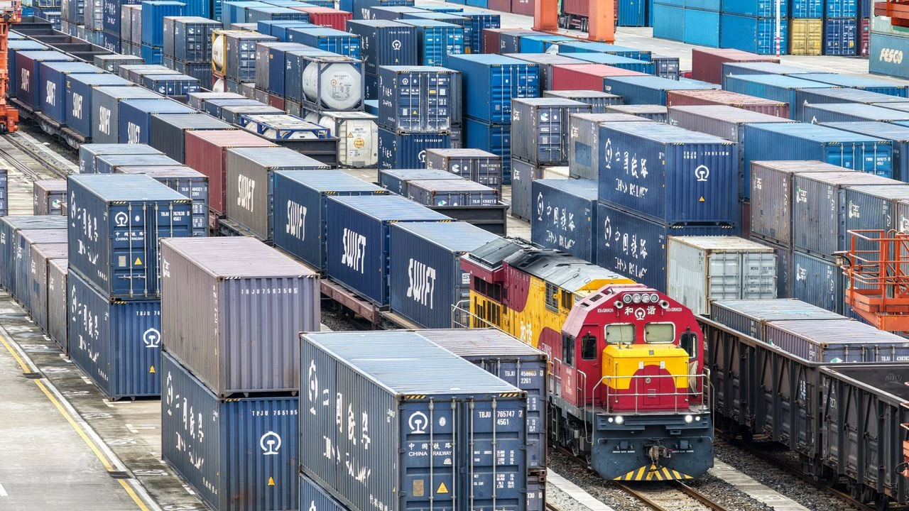 Çin-Avrupa yük treni seferleri 10 yılda 10,8 kat arttı