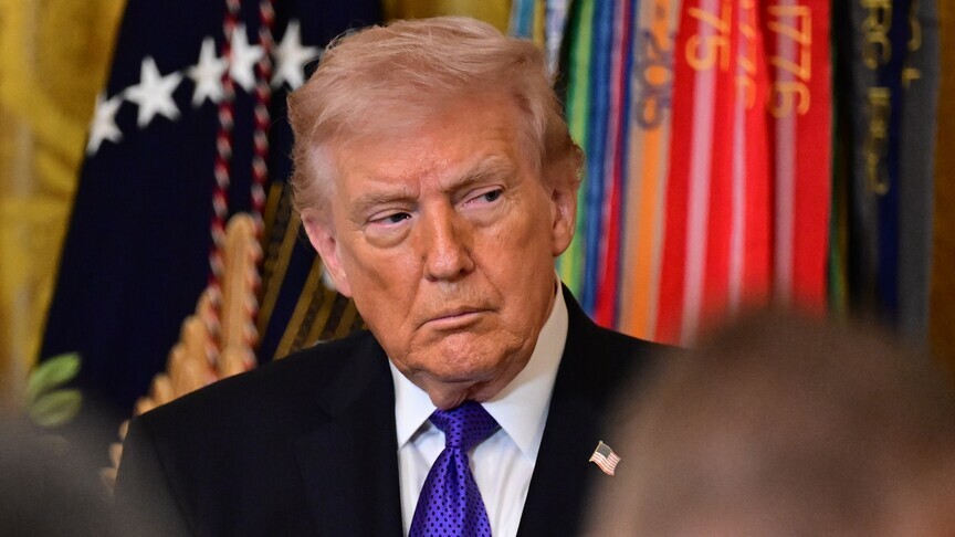 Trump, ABD'ye ait Apache helikopterini İran'ın düşürdüğünü ve buna yanıt vereceklerini açıkladı