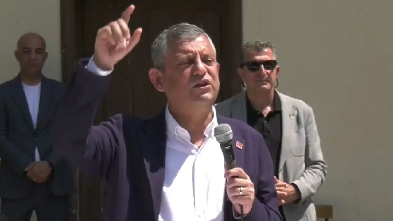 Özgür Özel Kastamonu'dan seslendi: 'İktidar yürüyüşümüzü durdurmak için bir yol bulurlarsa...'