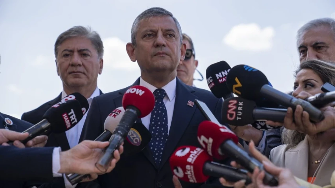 Çok konuşulacak iddia: Yeni Parti’den 10 vekil istifa edebilir!