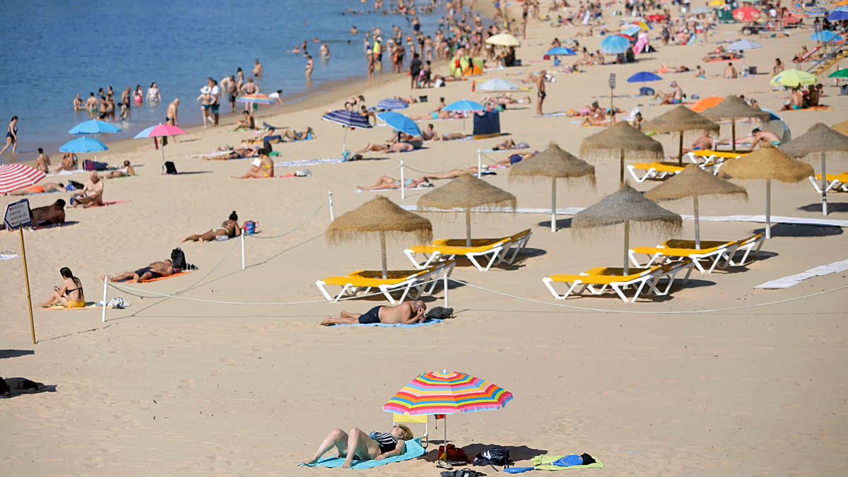 Portekiz plajlarında şemsiye düzeni için yeni harita tanıtıldı