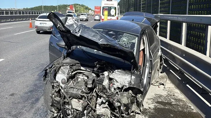 Sarıyer'de feci kaza! Zincirleme kazada 1'i ağır 4 kişi yaralandı