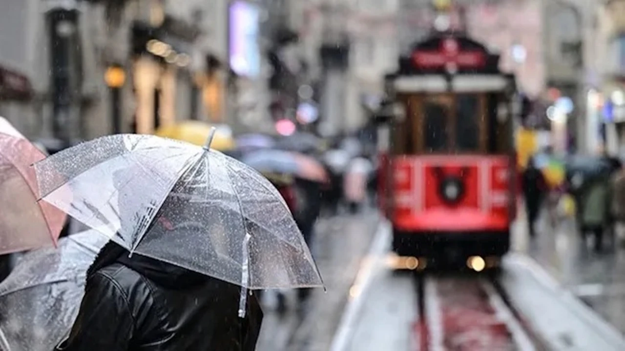AKOM'dan İstanbul'a sağanak yağış uyarısı