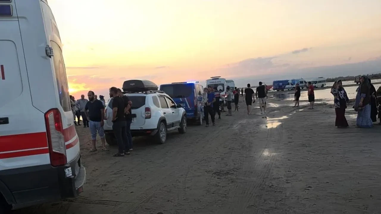 Mersin'de denize giren 3 kişi boğuldu! 1 kişi aranıyor