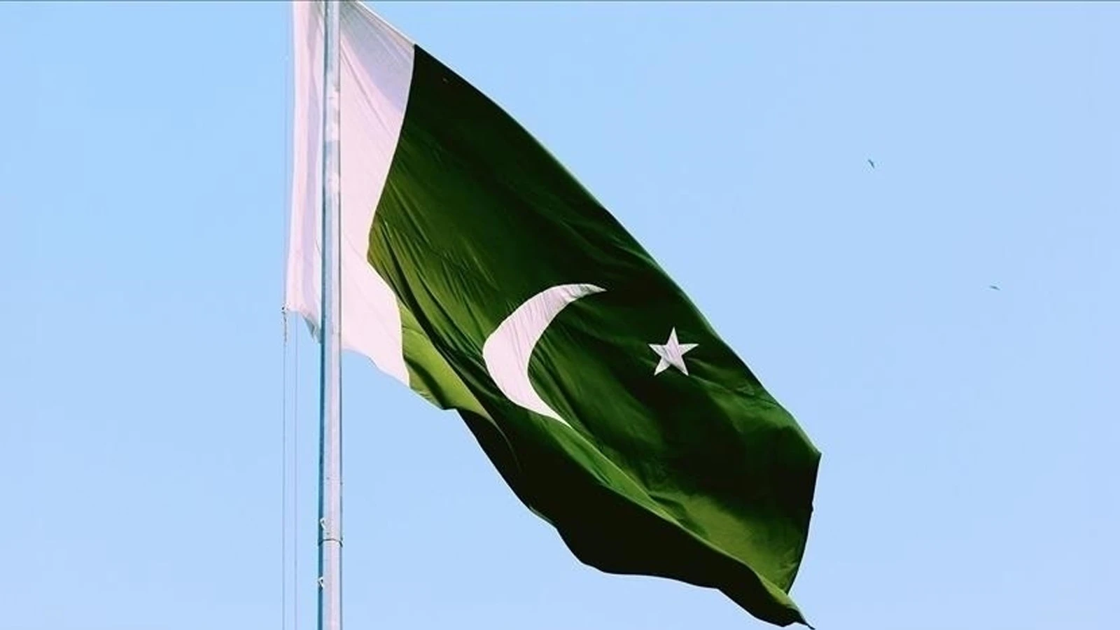 Pakistan'da bombalı saldırı: Ölüler var