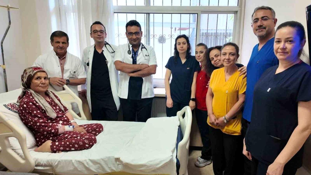 Riskli ameliyat, dünyada üçüncü kez Ege Üniversitesinde yapıldı