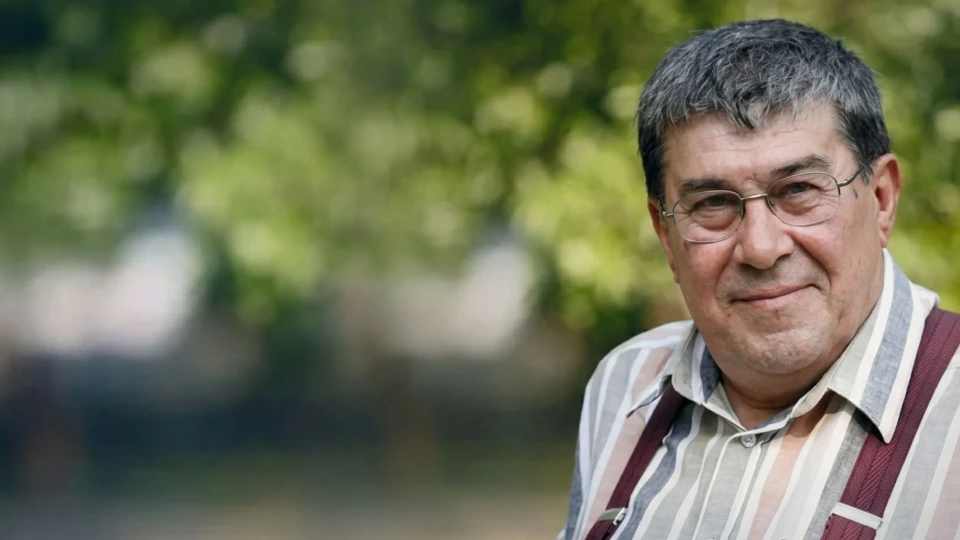 Zihni Göktay hayatını kaybetti! Sanat dünyasından usta oyuncuya peş peşe veda mesajları | MAGAZİN HABERLERİ
