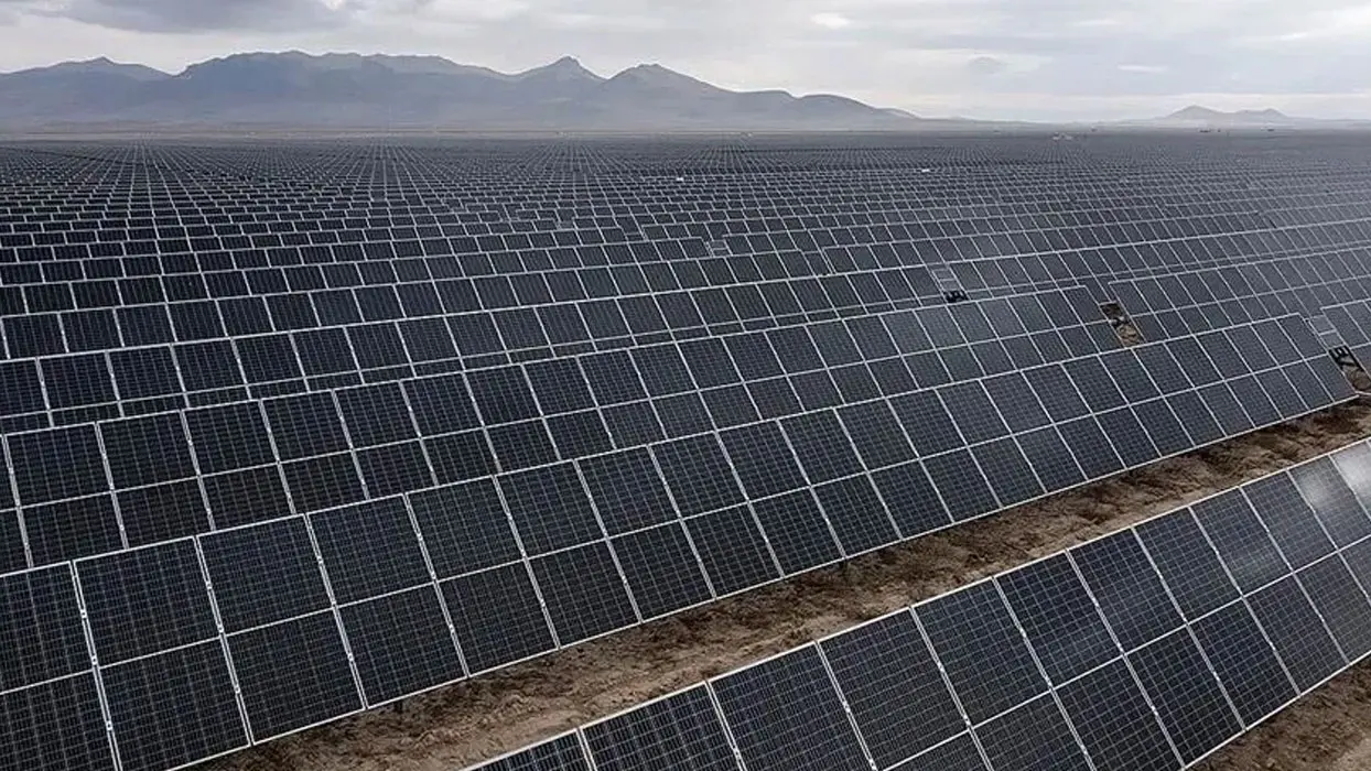 Güneş ve rüzgar enerjisine dayalı YEKA yarışmalarına başvurular 13 Ekim'de alınacak