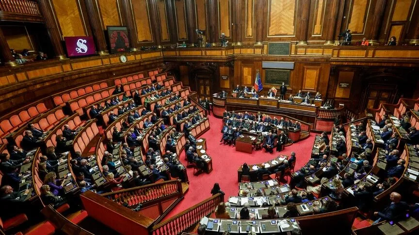 İtalya'da Meloni hükümetinin hazırladığı seçim yasası reformu parlamentodan ilk onayı aldı