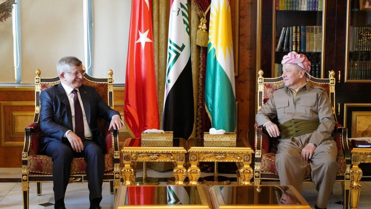 Davutoğlu, Mesud Barzani ile bir araya geldi