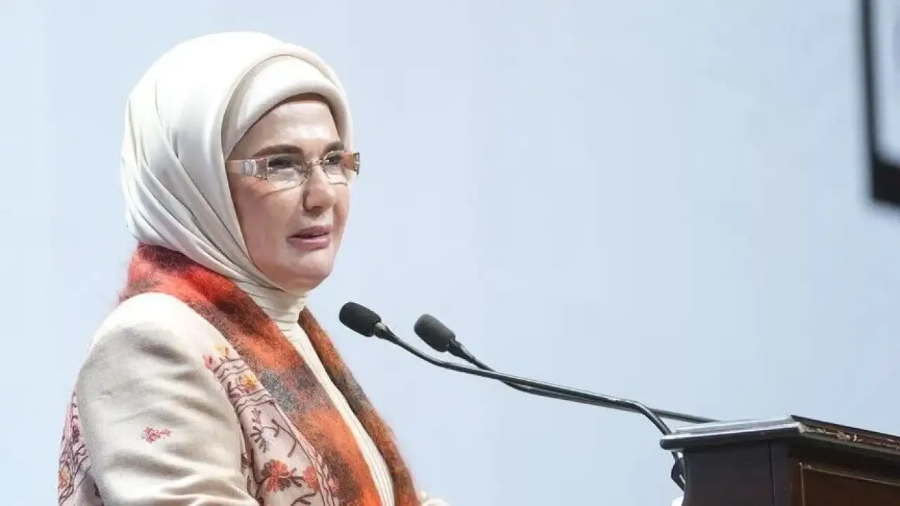 Emine Erdoğan'dan 15 Temmuz mesajı: Milletimizin destanı daima yaşayacak
