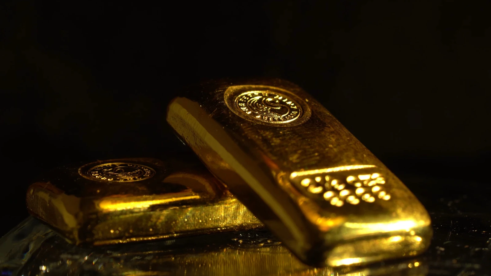 Dev bankadan kritik altın tahmini
