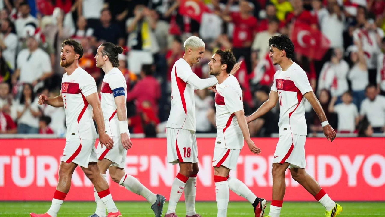 24 yıllık hasret bitti! Türkiye'nin 2026 Dünya Kupası serüveni başlıyor! İlk rakibimiz Avustralya! İşte muhtemel ilk 11'imiz...
