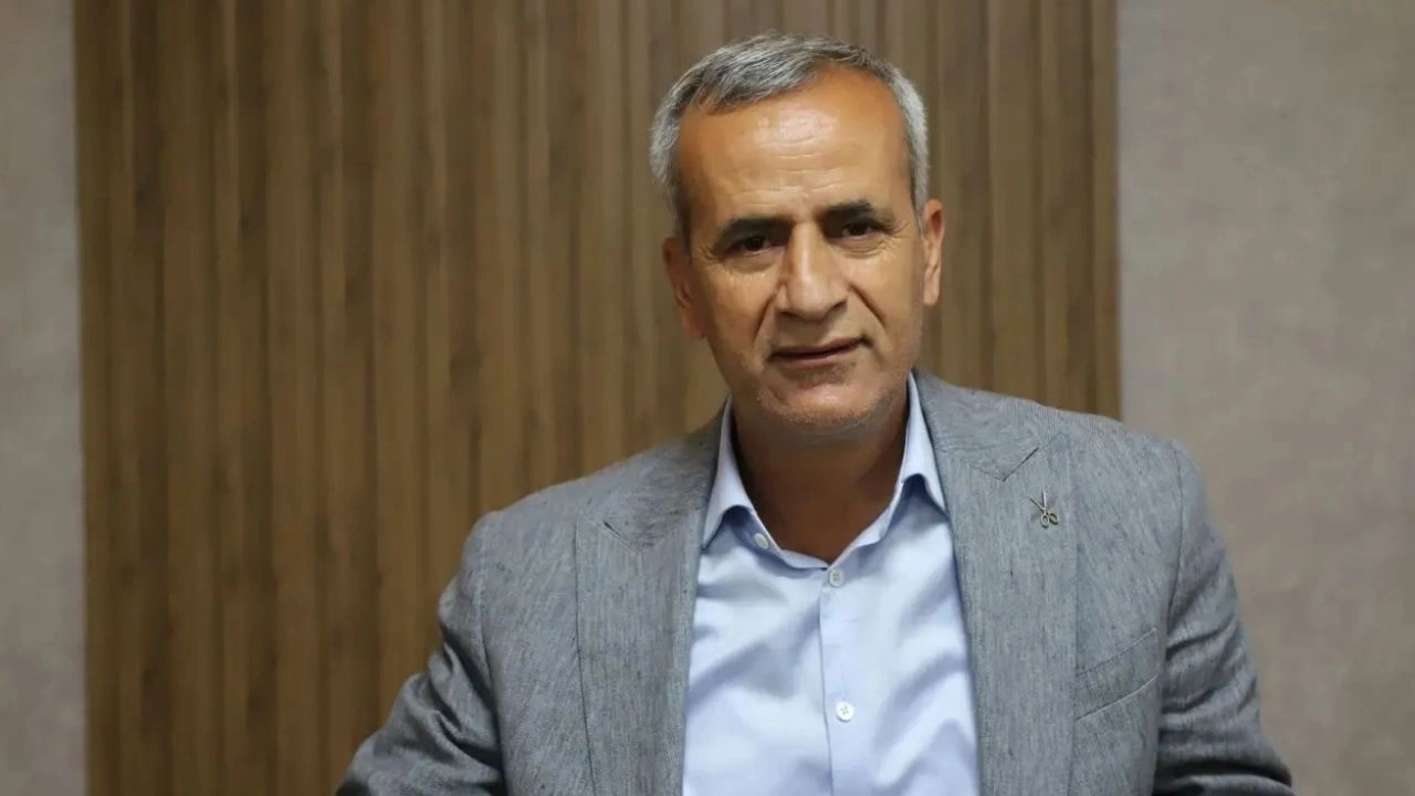 DEM Partililer ihraç edilen başkanlarını istifaya çağırdı