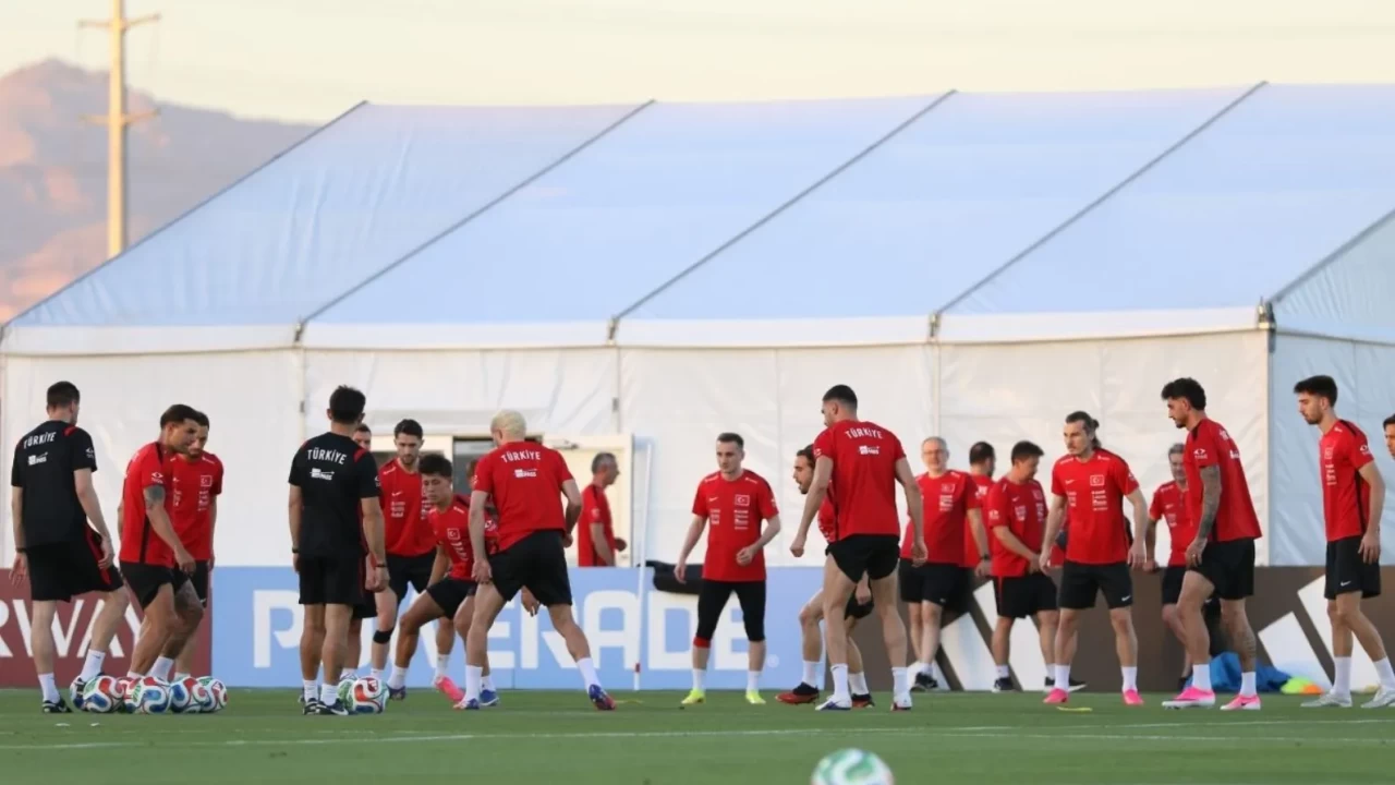 A Milli Futbol Takımı'nın Dünya Kupası hazırlıkları sürüyor: Avustralya maçı öncesi son durum!