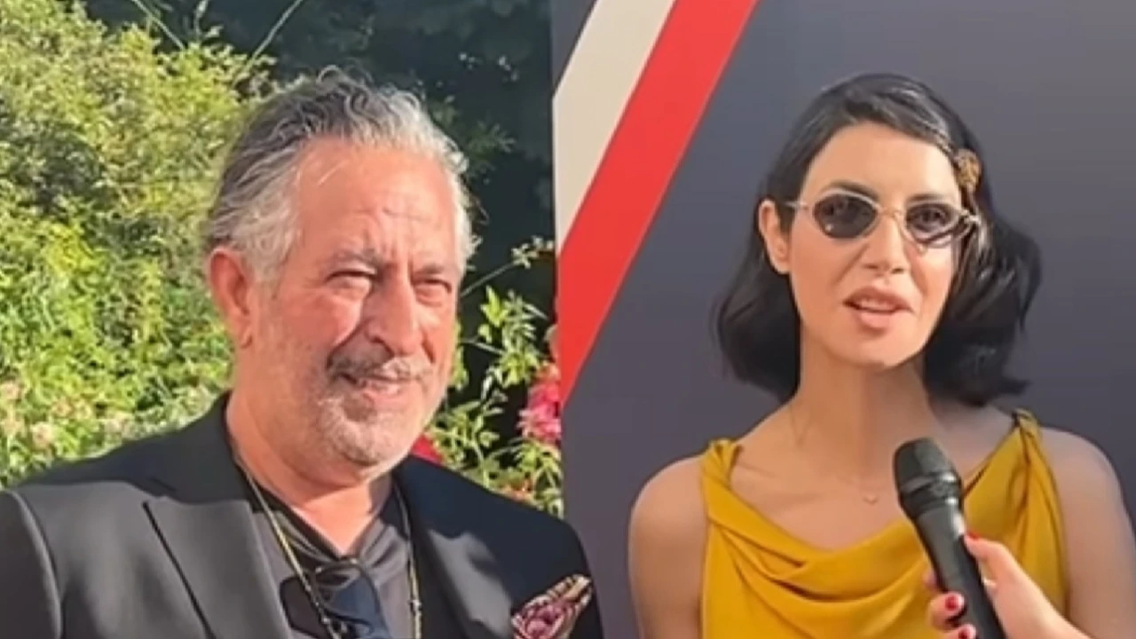 Cem Yılmaz ve Ahu Yağtu 13 yıl sonra ilk kez yan yana geldi