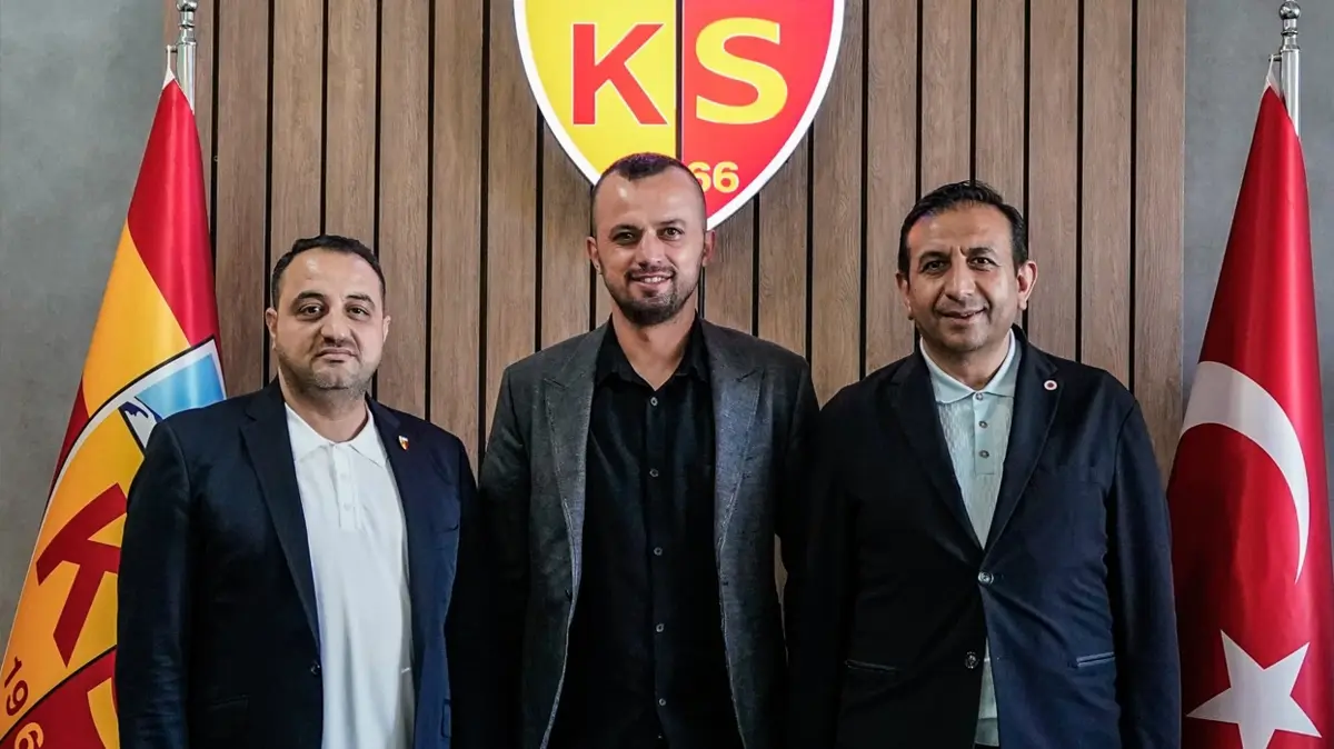 İlhan Parlak, Kayserispor'da göreve geldi
