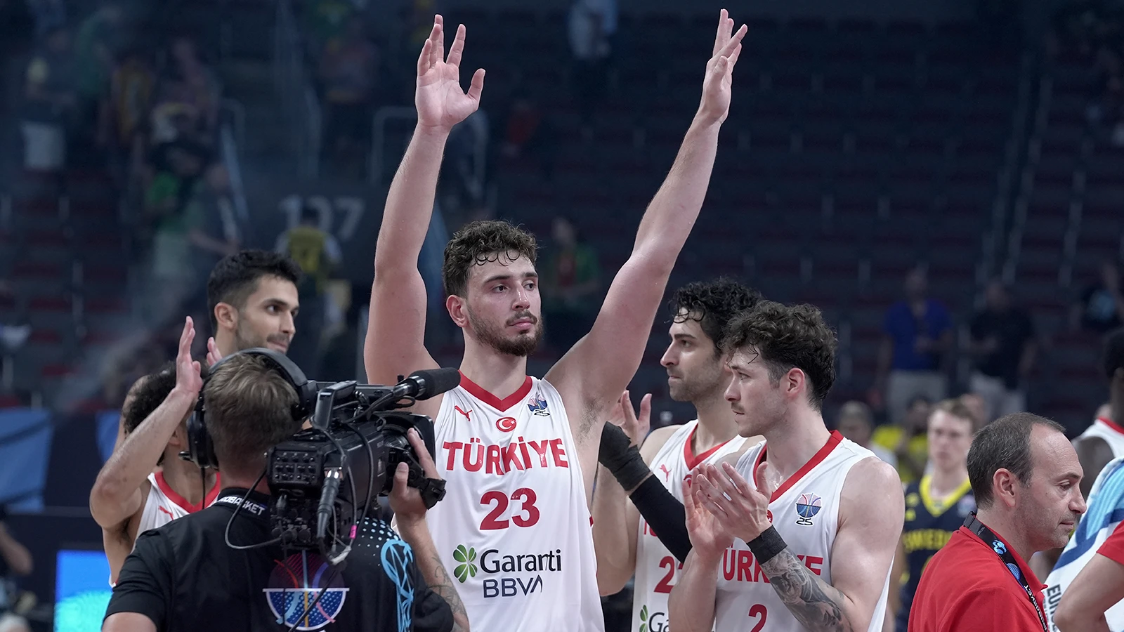 '12 Dev Adam' Bosna Hersek'e konuk olacak
