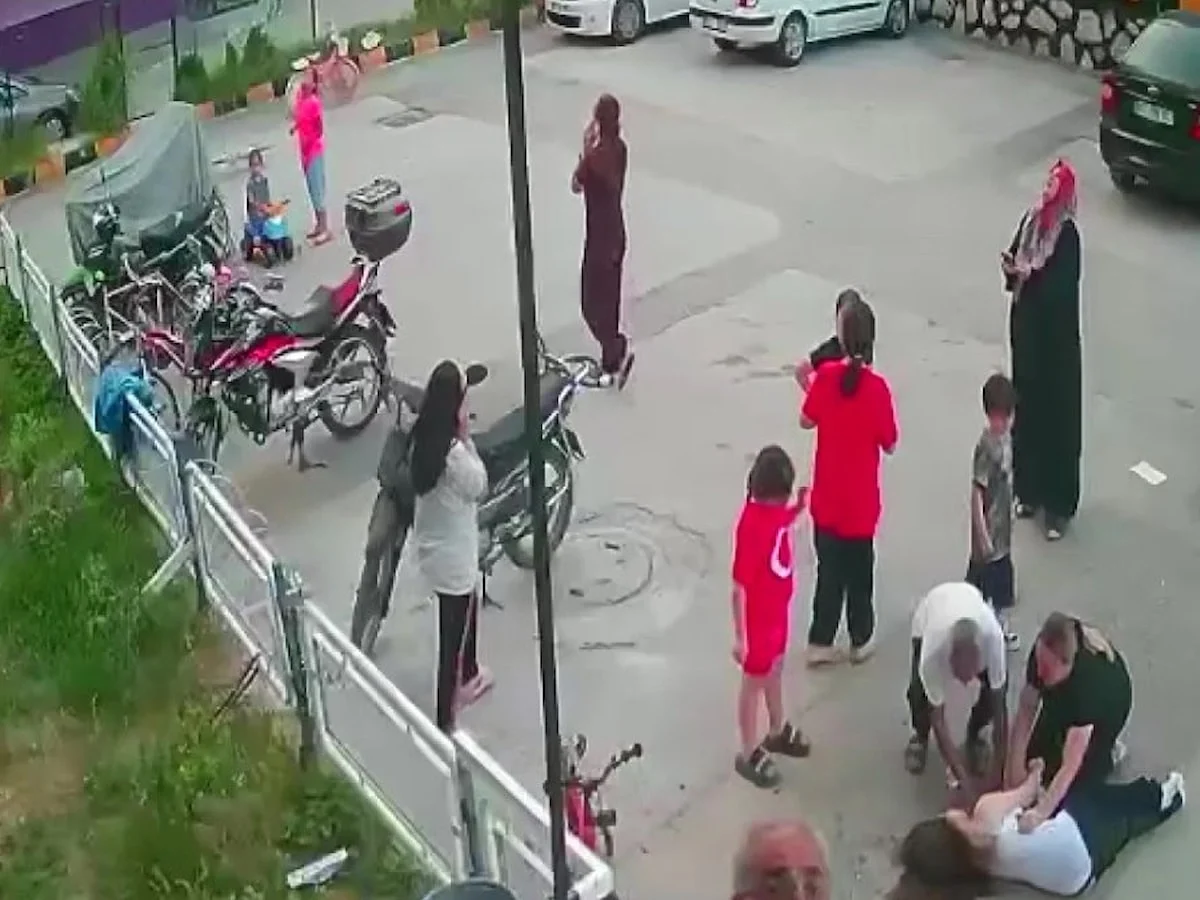 Adana’da 12'nci kattan düşen kız çocuğu hayata kalmayı başardı