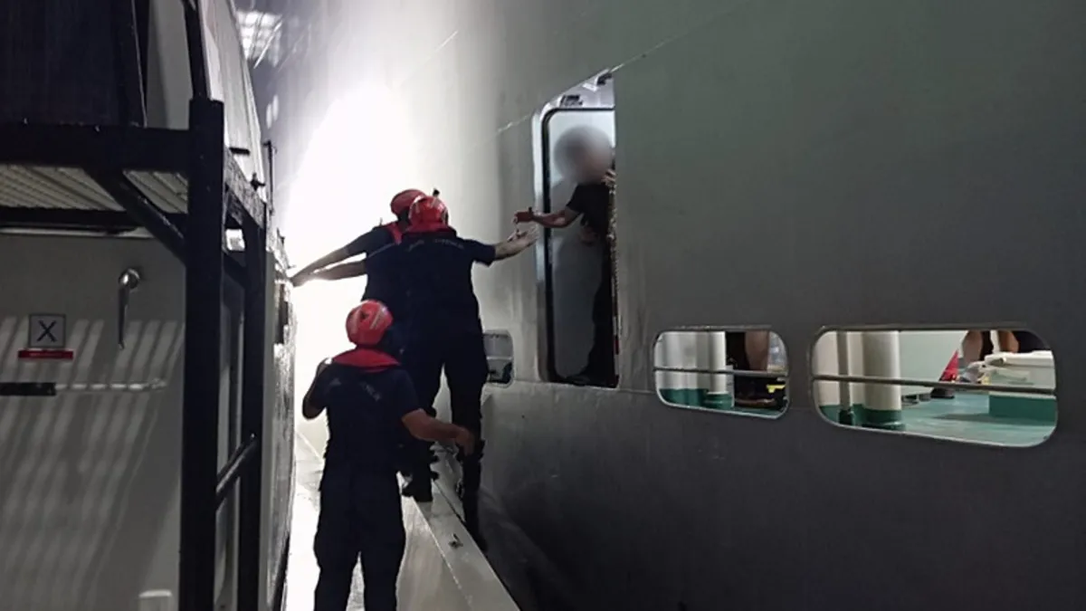 Bodrum'da araştırma gemisindeki yaralı personel için acil müdahale! Hastaneye kaldırıldı