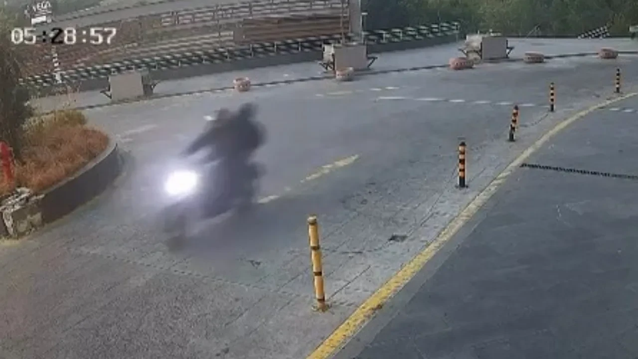 İstanbul'da AVM'ye silahlı saldırı! O anlar saniye saniye kameraya yansıdı
