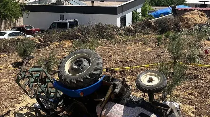 Kilis'te devrilen traktörün sürücüsü öldü