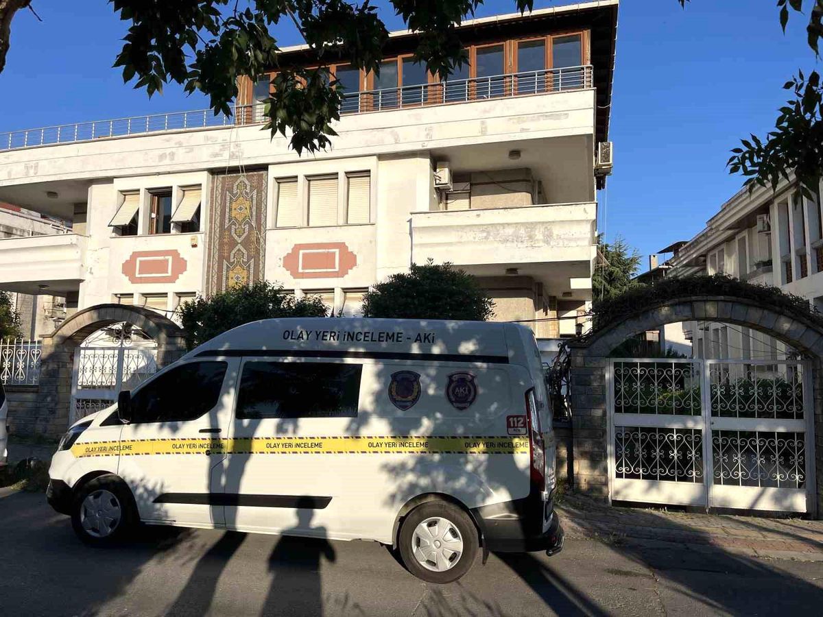 Bakırköy'de bir villada ağabey tartıştığı kardeşini silahla yaraladı