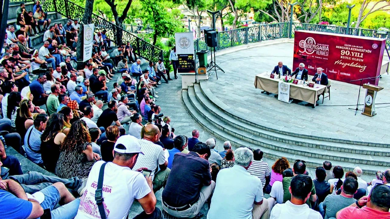 Bergama, serbest bölgesi ve OSB'leri ile yatırımcının gözdesi oldu